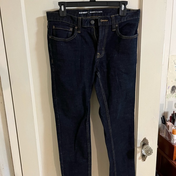 Old navy men’s skinny jeans - Picture 2 of 4
